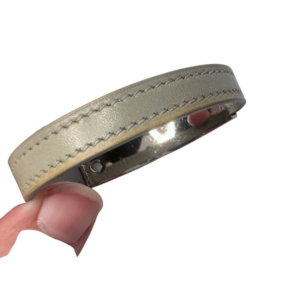 Hermès (Hermes) Pousse Pousse Bracelet - Gray with silver hardware - Picture 11 of 16